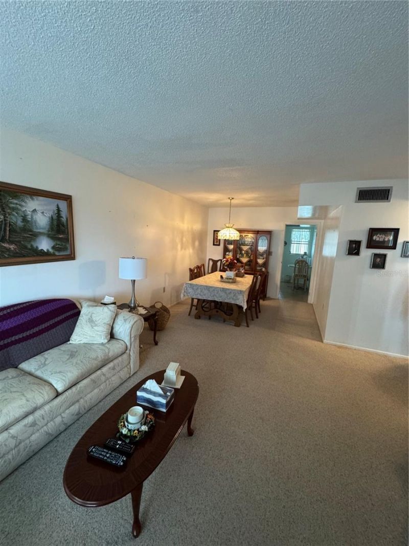8101 11th Street N, Unit 320, Saint Petersburg, FL 33702 Photo