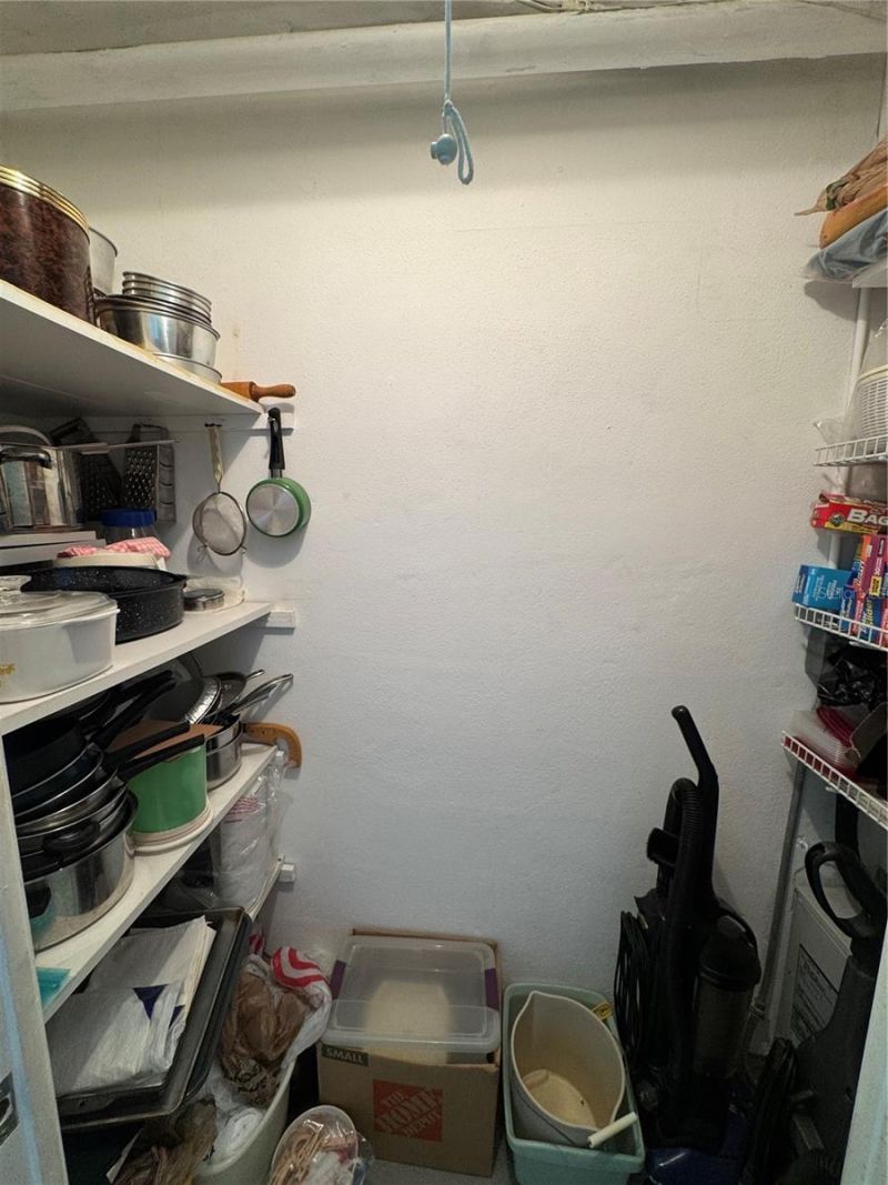 8101 11th Street N, Unit 320, Saint Petersburg, FL 33702 Photo