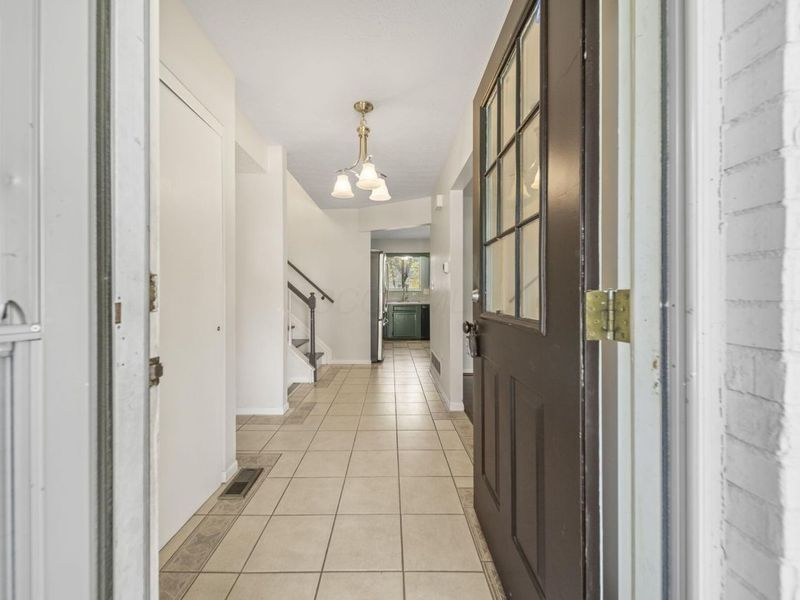 8205 Longhorn Road, Powell, OH 43065 Photo 4