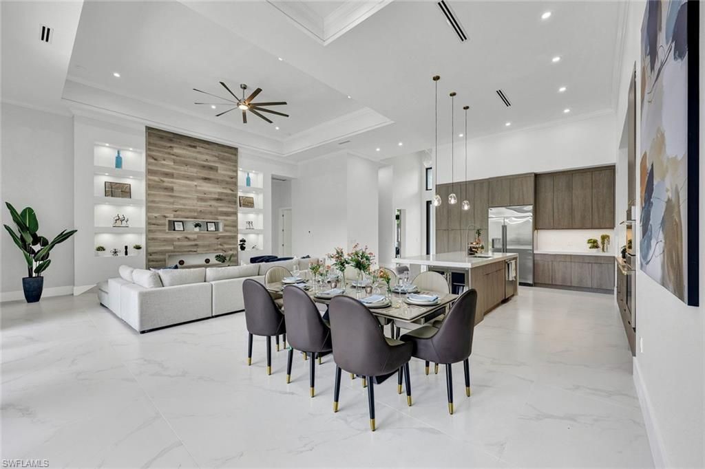1317 Cypress Woods Dr, Naples, FL 34103 Photo
