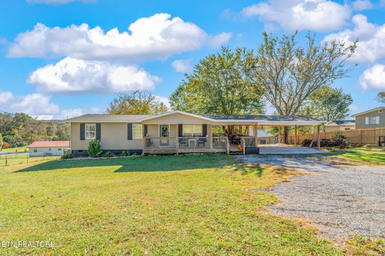 933 Monroe Circle, Madisonville, TN 37354 Main Photo