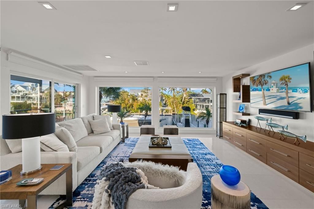 1290 Bay Dr, Sanibel, FL 33957 Photo