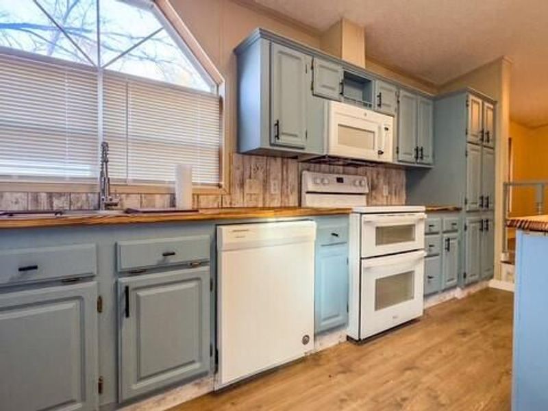 366 Lewis Road, Jackson, OH 45640 Photo 4