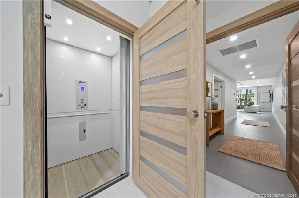 6879 SE South Marina, Stuart, FL 34996 Photo