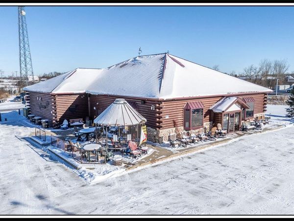 8540 BISON ROAD, Larsen, WI 54947