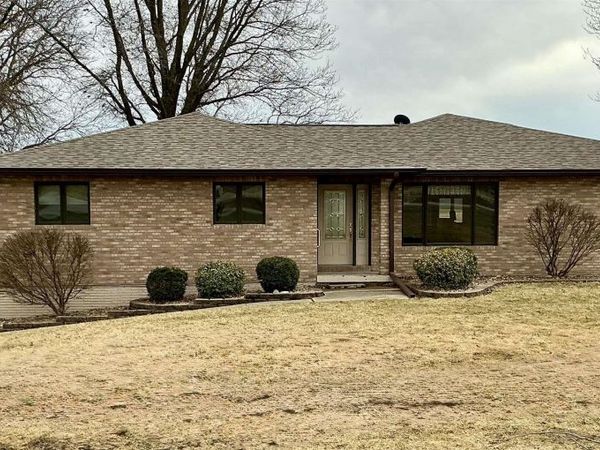 20147 Hwy 2, Centerville, IA 52544