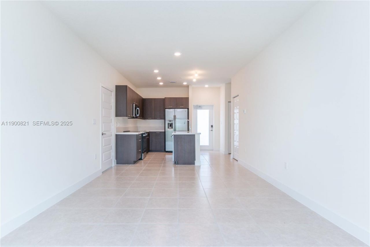 4640 NW 84th Ave, Unit 46, Doral, FL 33166 Photo