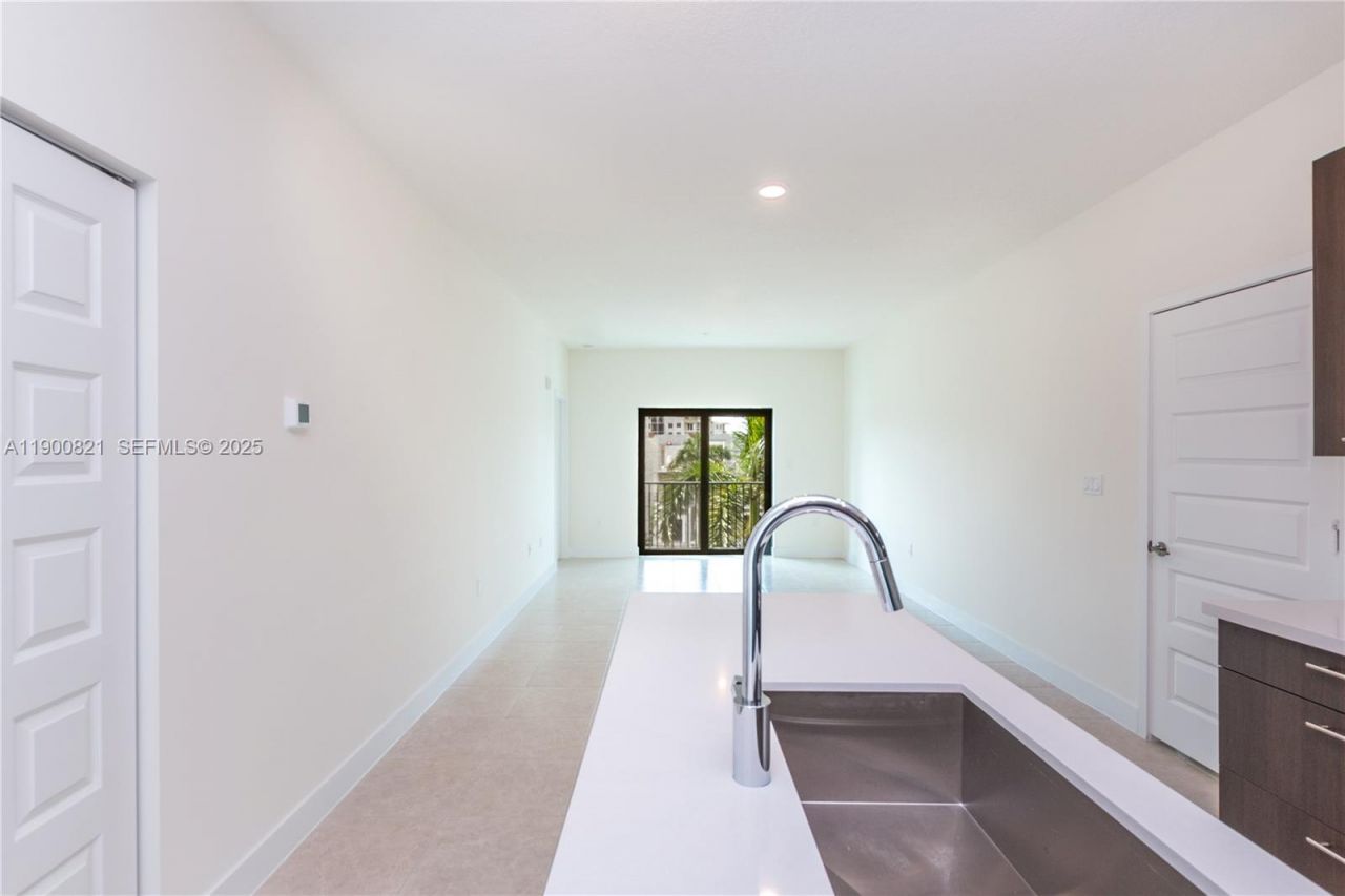 4640 NW 84th Ave, Unit 46, Doral, FL 33166 Photo