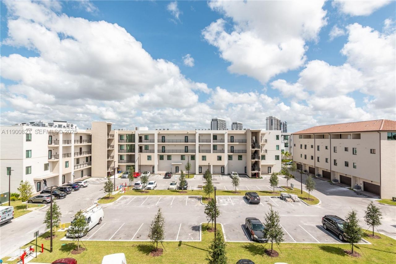 4640 NW 84th Ave, Unit 46, Doral, FL 33166 Photo