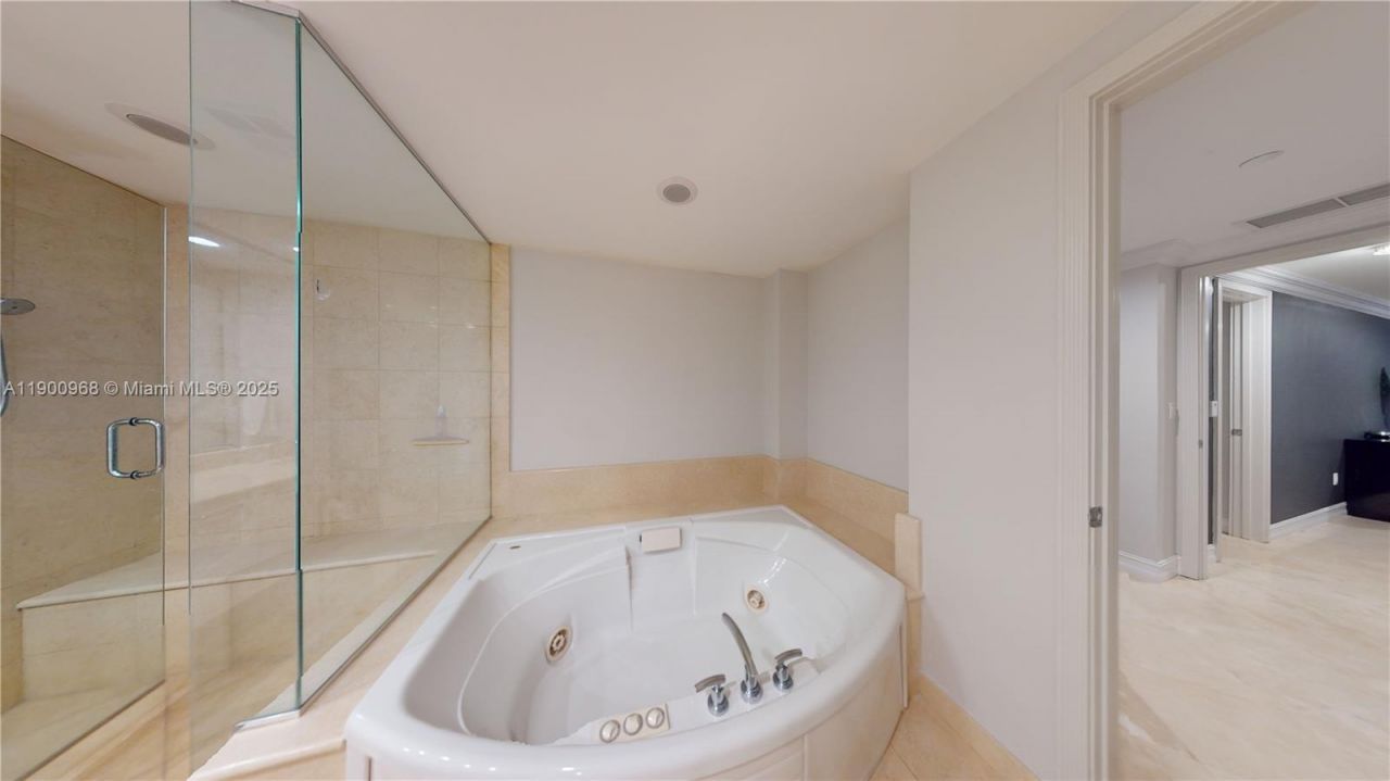 3101 S Ocean Dr, Unit 1705, Hollywood, FL 33019 Photo