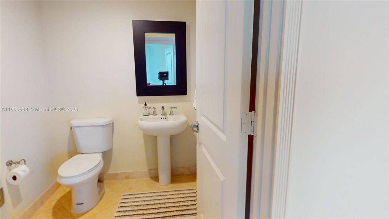 3101 S Ocean Dr, Unit 1705, Hollywood, FL 33019 Photo