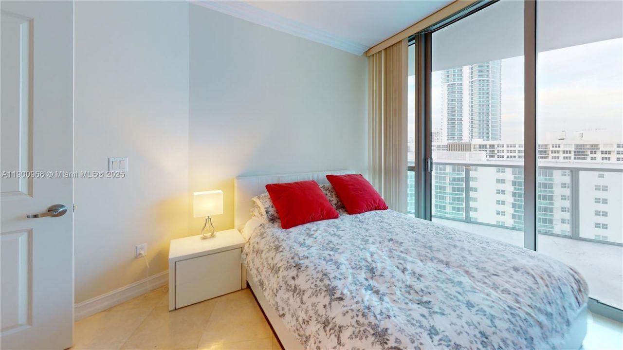 3101 S Ocean Dr, Unit 1705, Hollywood, FL 33019 Photo