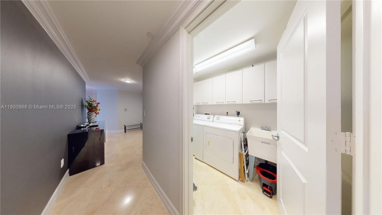 3101 S Ocean Dr, Unit 1705, Hollywood, FL 33019 Photo
