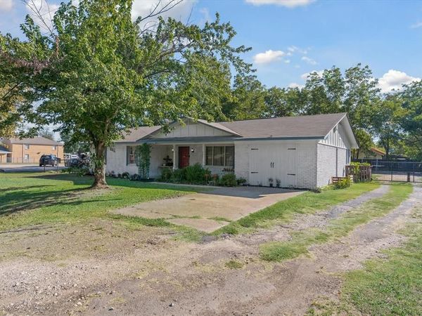 503 S Houston Street, Edgewood, TX 75117