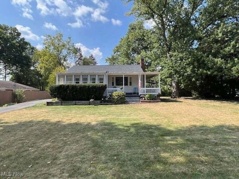 3320 Hudson Drive, Cuyahoga Falls, OH 44221 Photo 2