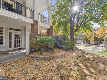 1361 GARDEN WALL CIRCLE, Unit 701, RESTON, VA 20194