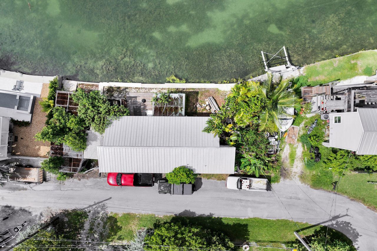 4 Shore Drive, Saddle Bunch, FL 33040 Photo