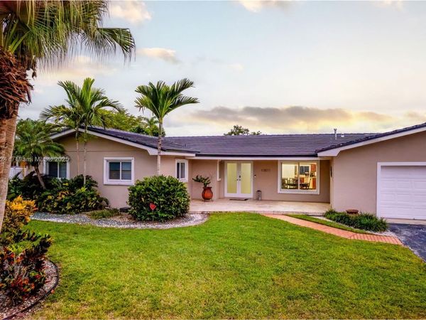 10820 SW 125th St, Miami, FL 33176