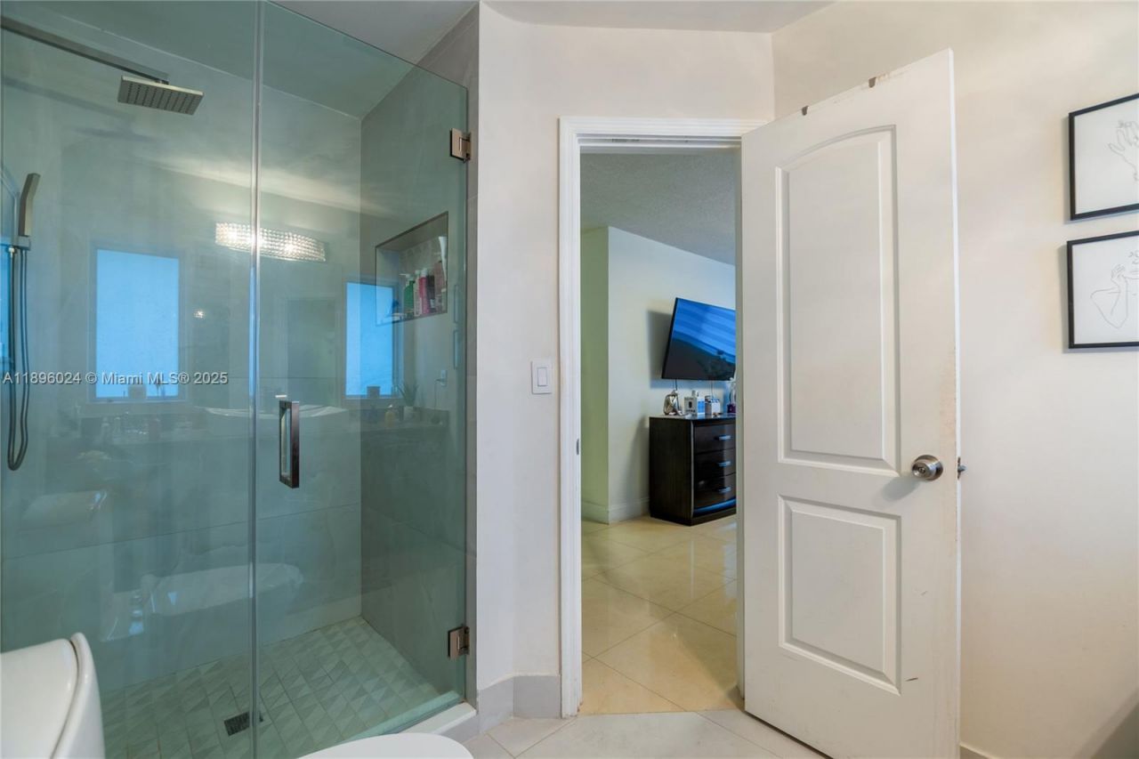 10820 SW 125th St, Miami, FL 33176 Photo