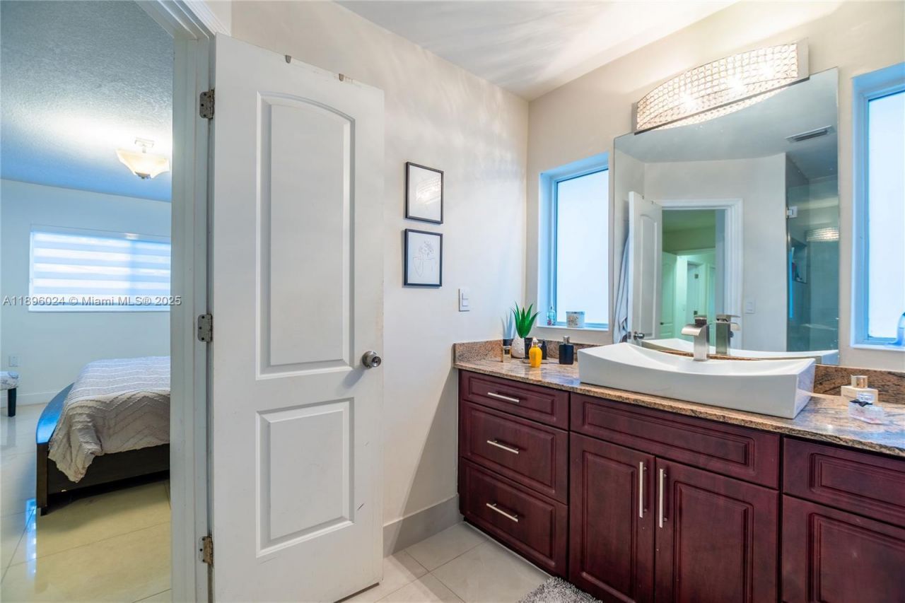 10820 SW 125th St, Miami, FL 33176 Photo