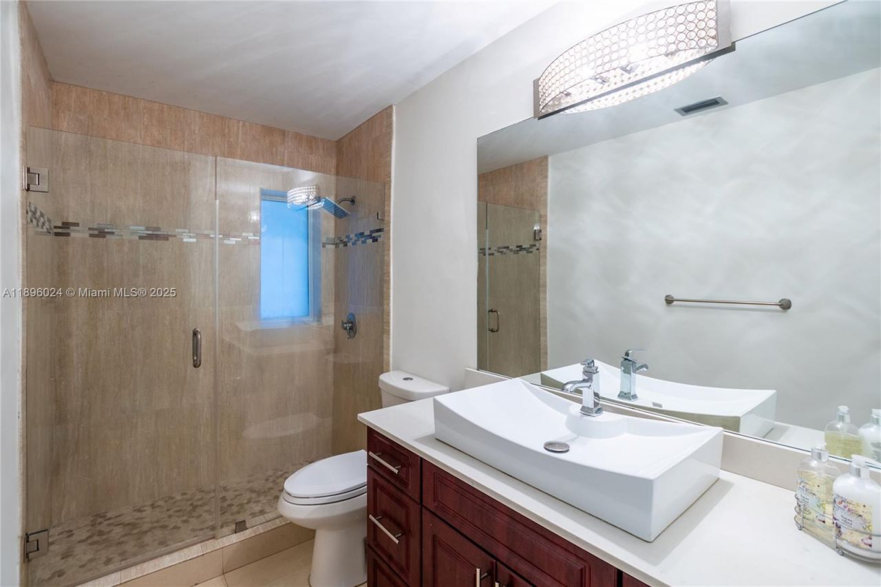 10820 SW 125th St, Miami, FL 33176 Photo