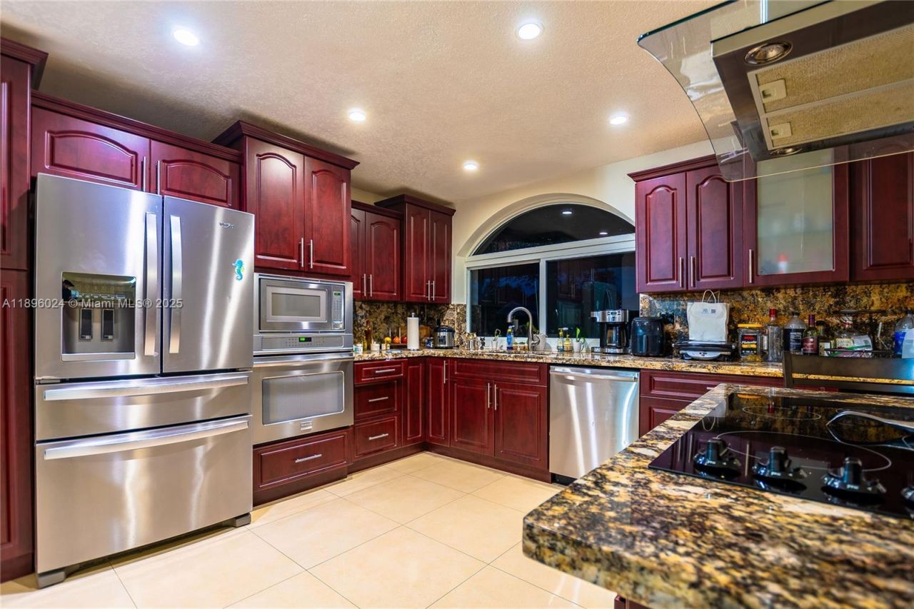 10820 SW 125th St, Miami, FL 33176 Photo