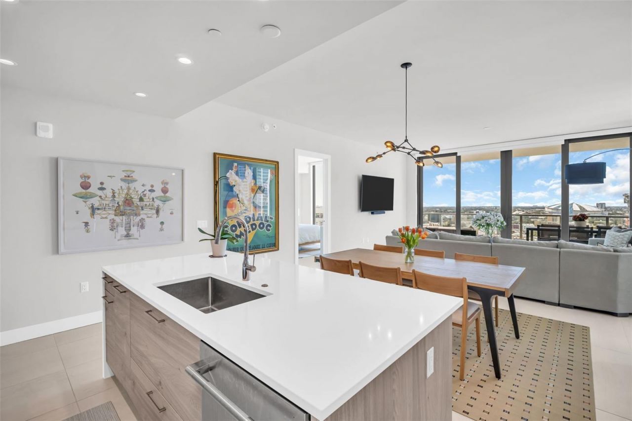 301 1st Street S, Unit 2105, Saint Petersburg, FL 33701 Photo