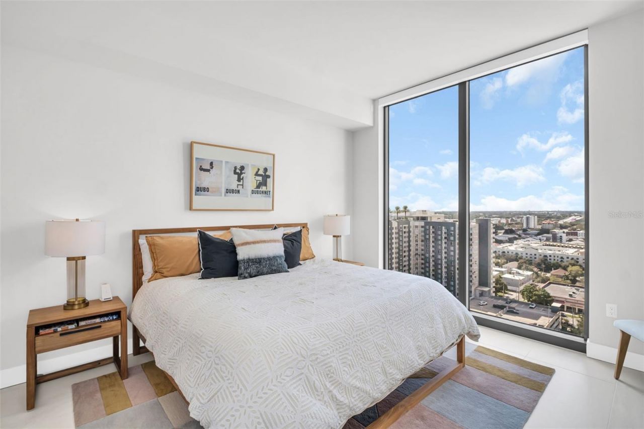 301 1st Street S, Unit 2105, Saint Petersburg, FL 33701 Photo