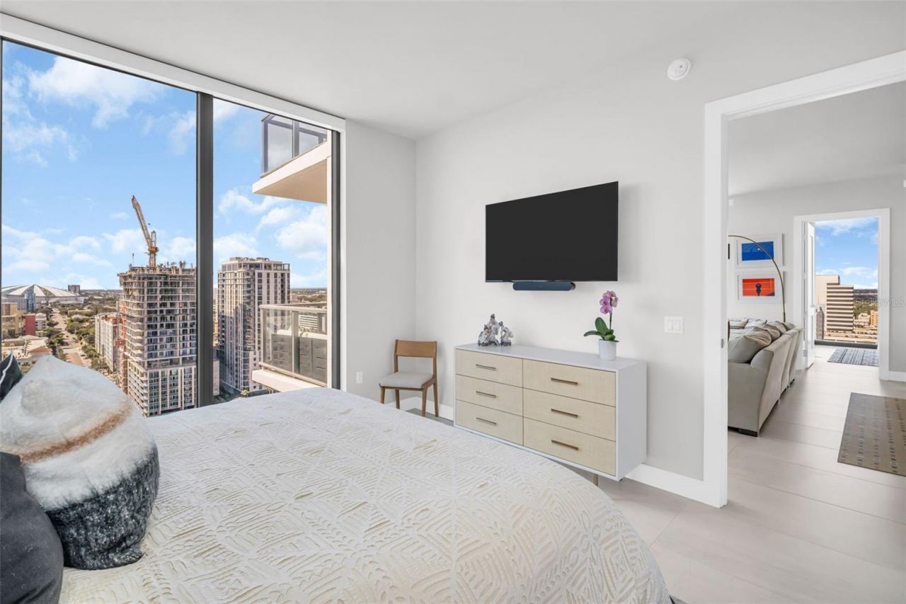 301 1st Street S, Unit 2105, Saint Petersburg, FL 33701 Photo