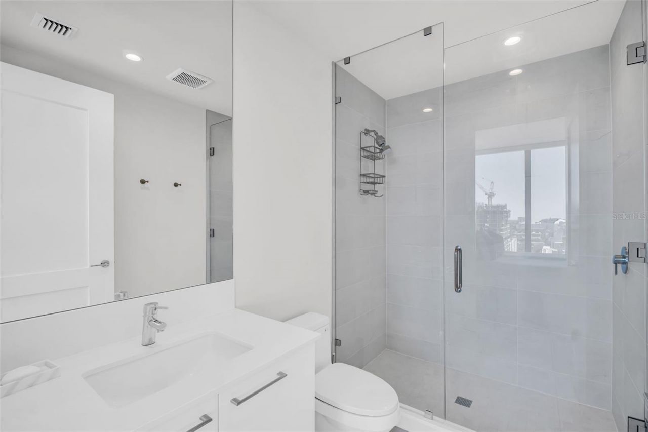 301 1st Street S, Unit 2105, Saint Petersburg, FL 33701 Photo