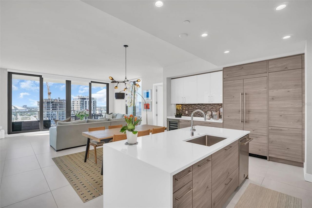 301 1st Street S, Unit 2105, Saint Petersburg, FL 33701 Photo