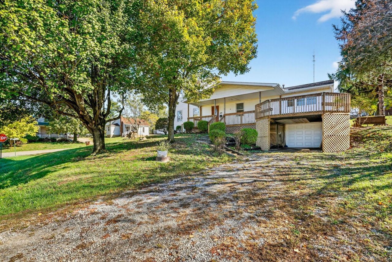 106 Jane Drive, McArthur, OH 45651 Main Photo