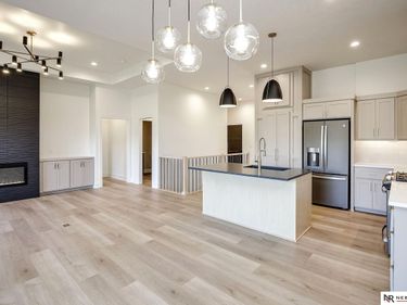 5917 N 157th Avenue, Omaha, NE 68116