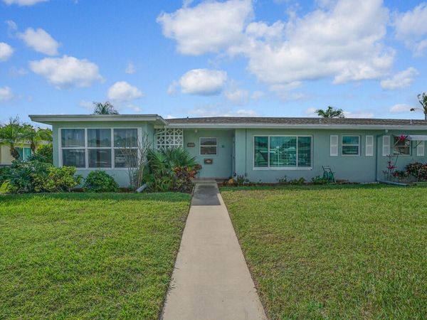 202 High Point Terrace W, Unit A, Delray Beach, FL 33445
