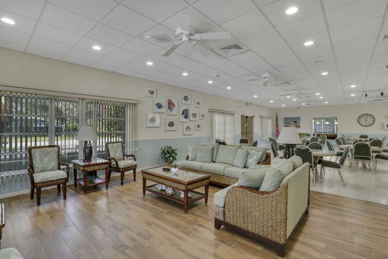 202 High Point Terrace W, Unit A, Delray Beach, FL 33445 Photo