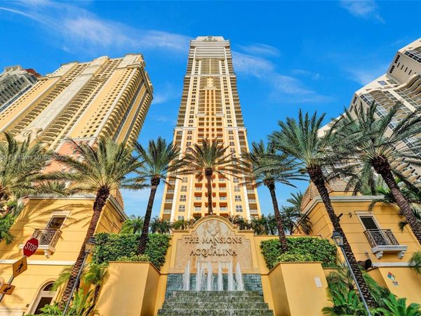 17749 Collins, Unit 1402, Sunny Isles Beach, FL 33160