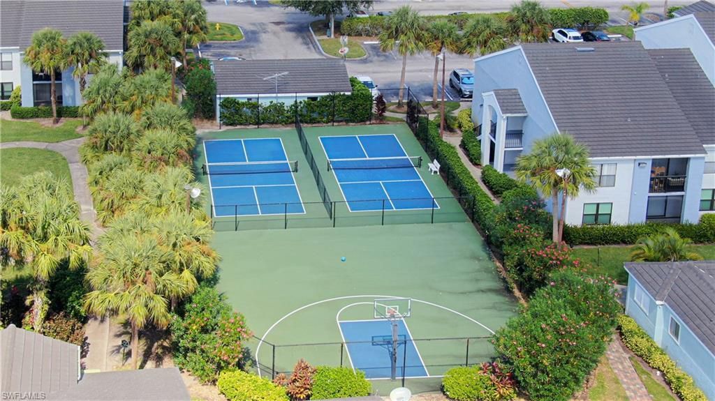 13615 Eagle Ridge Dr, Unit 1633, Fort Myers, FL 33912 Photo