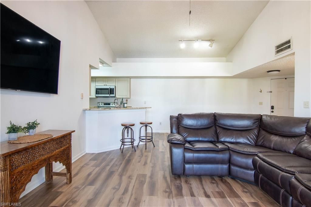 13615 Eagle Ridge Dr, Unit 1633, Fort Myers, FL 33912 Photo