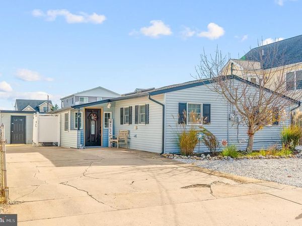 99 LAKE SUPERIOR DRIVE, TUCKERTON, NJ 08087