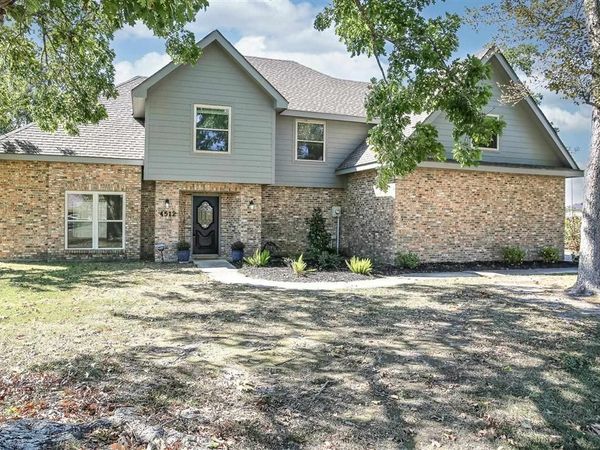 4512 E Quail Hollow Lane E, Lake Charles, LA 70605