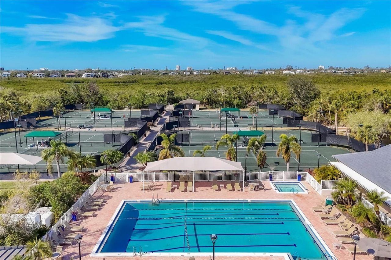 1703 Starling Drive, Unit 1703, Sarasota, FL 34231 Photo