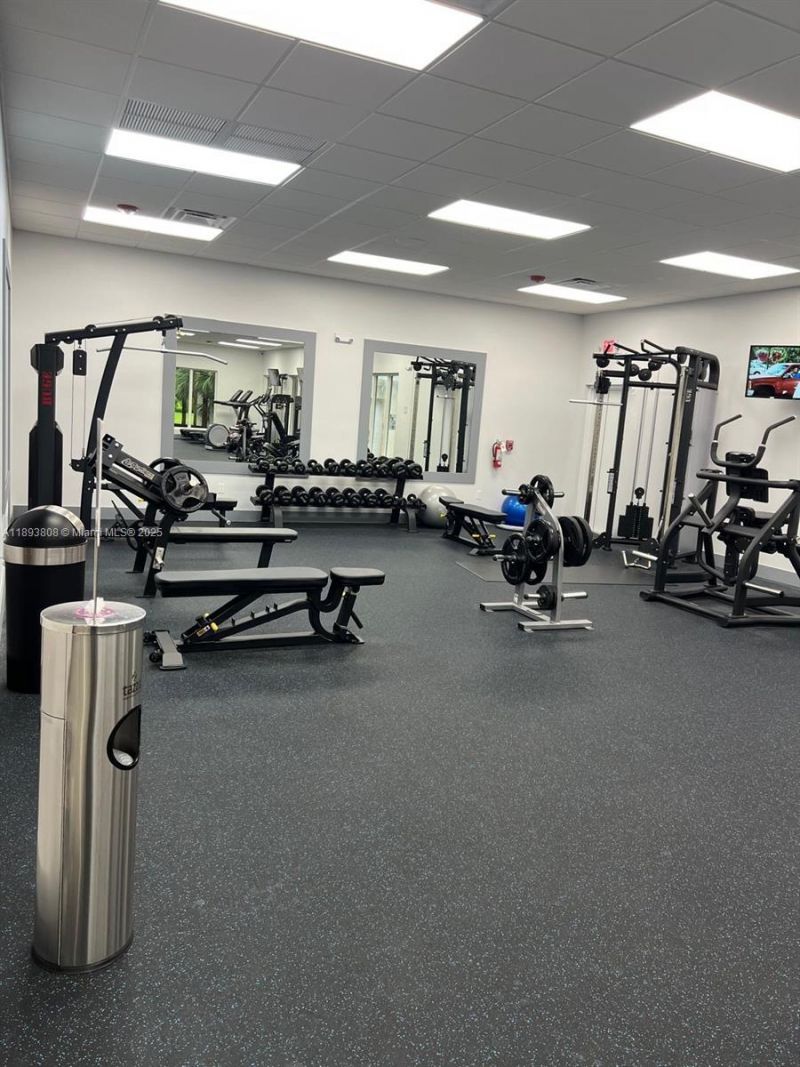 17021 N Bay Rd, Unit 123, Sunny Isles Beach, FL 33160 Photo