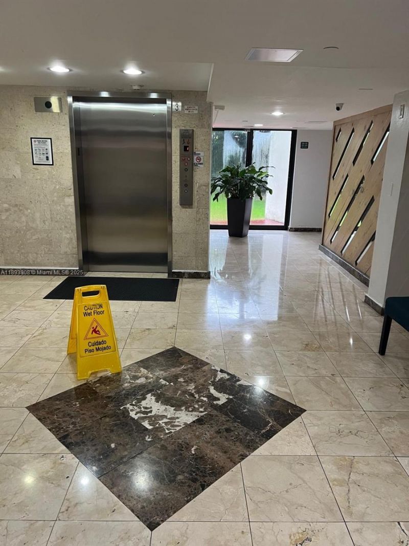 17021 N Bay Rd, Unit 123, Sunny Isles Beach, FL 33160 Photo