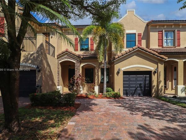 11401 SW 238th St, Homestead, FL 33032