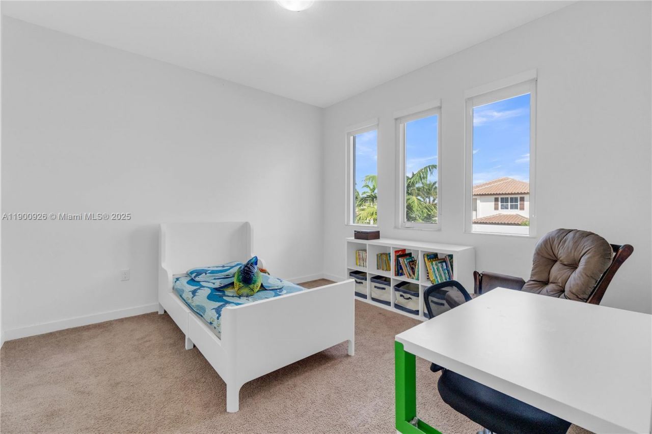 15288 SW 176th Ter, Miami, FL 33187 Photo