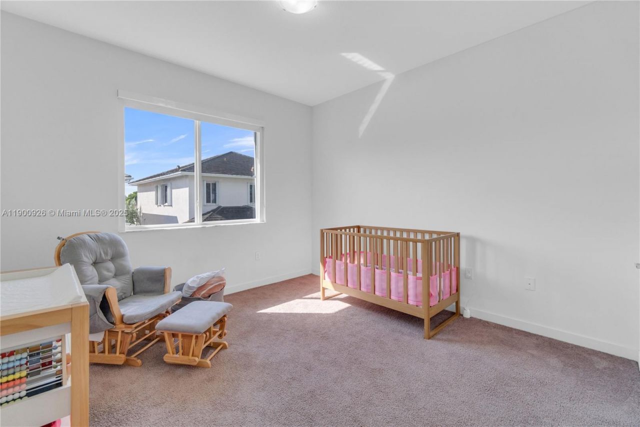 15288 SW 176th Ter, Miami, FL 33187 Photo