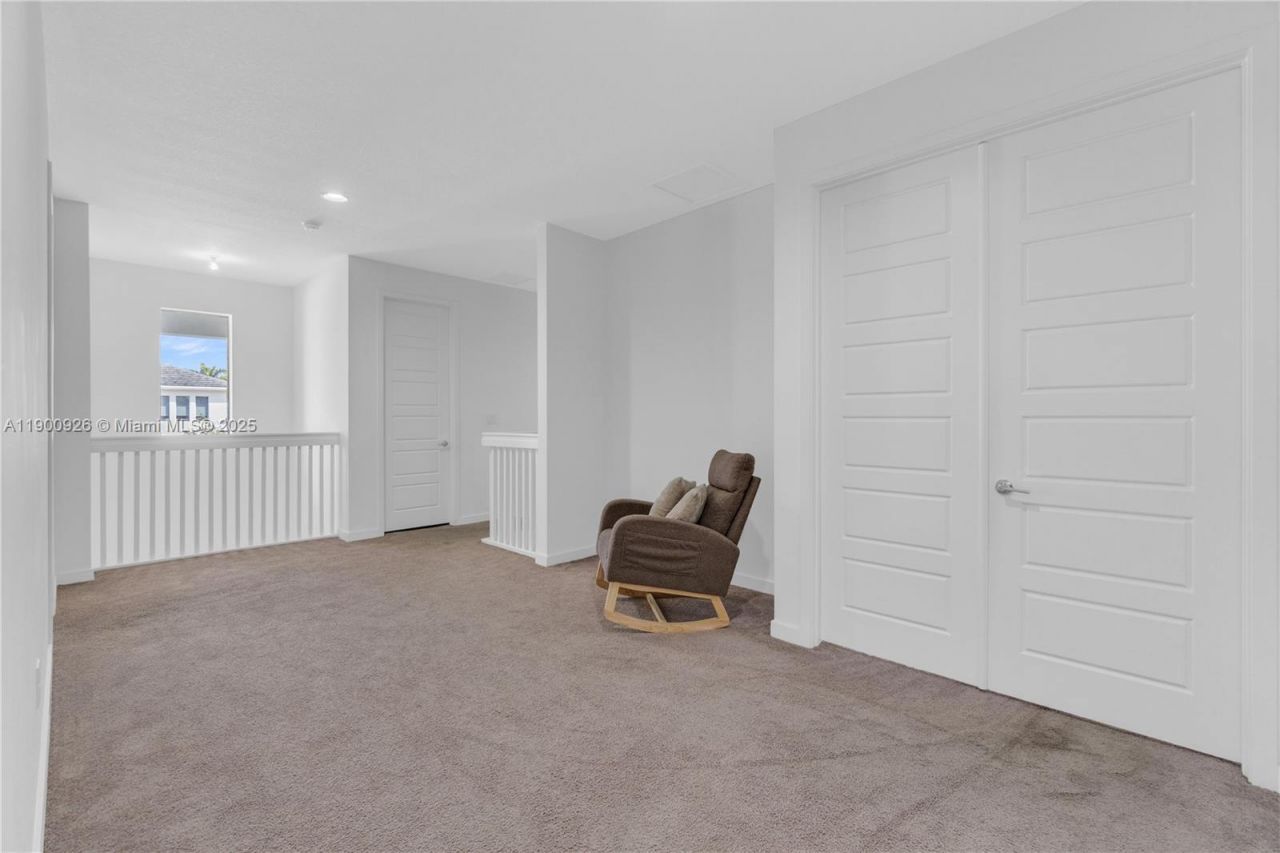 15288 SW 176th Ter, Miami, FL 33187 Photo