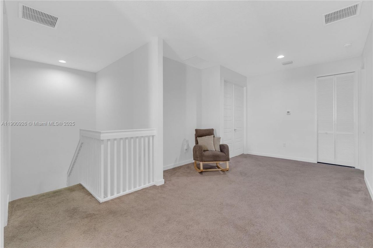 15288 SW 176th Ter, Miami, FL 33187 Photo