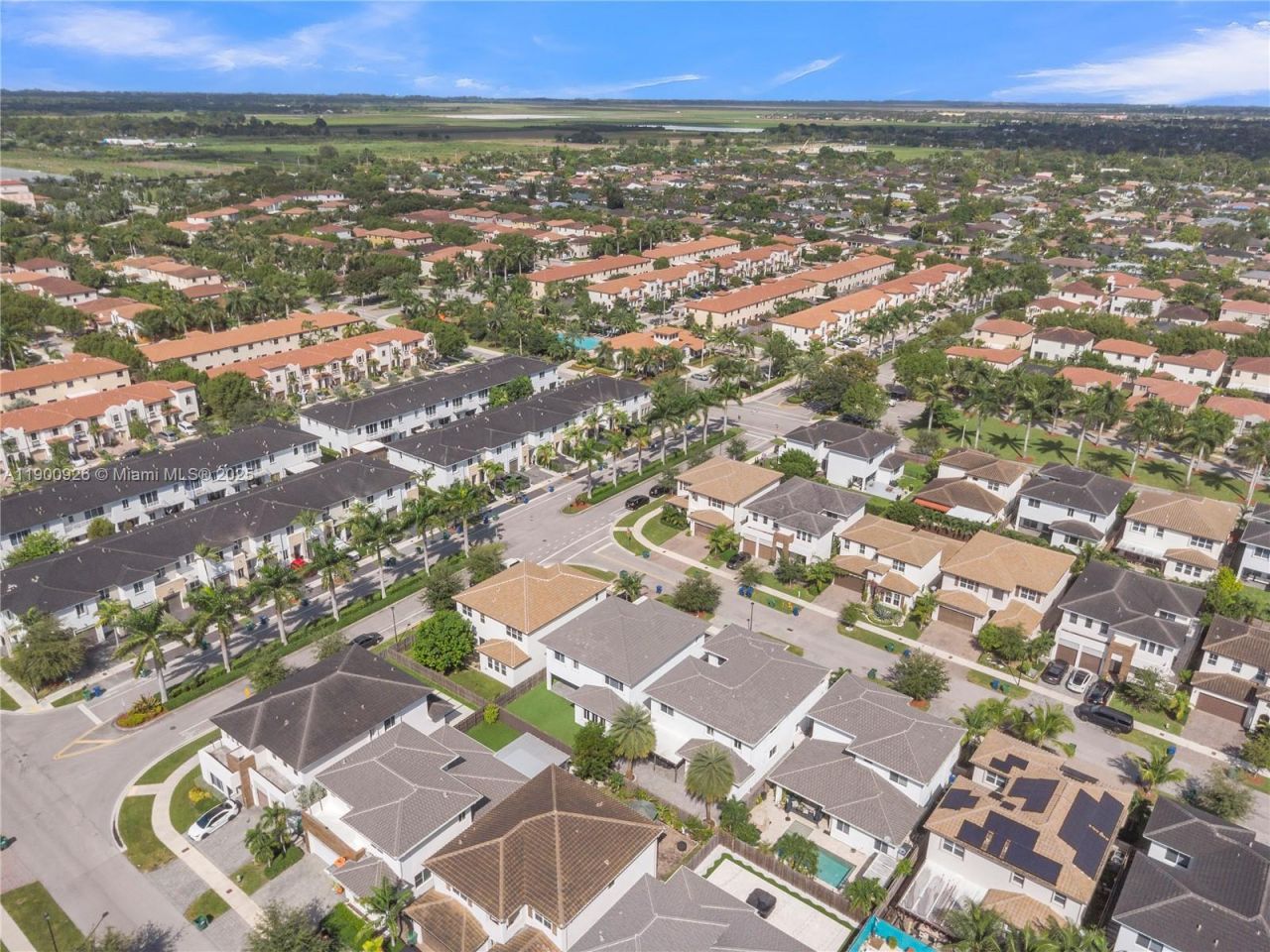 15288 SW 176th Ter, Miami, FL 33187 Photo