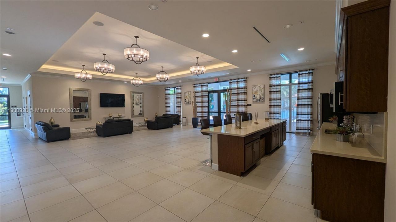 15288 SW 176th Ter, Miami, FL 33187 Photo